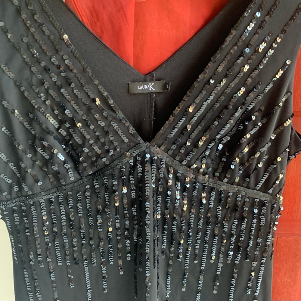 High end Laura K black sequin midi gown (16) - Picture 7 of 10